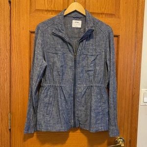 Old Navy Blue Jean Jacket with Collared Neckline and Fitted Silhouette